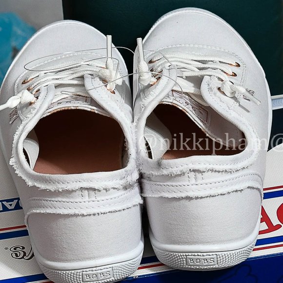 Skechers Women's BOBS  Cute Sneake IN WHITE - Picture 6 of 6